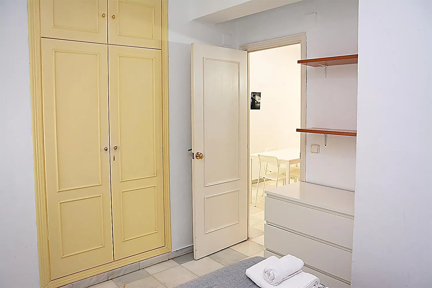 Los Remedios Deluxe Apartment Seville Spain