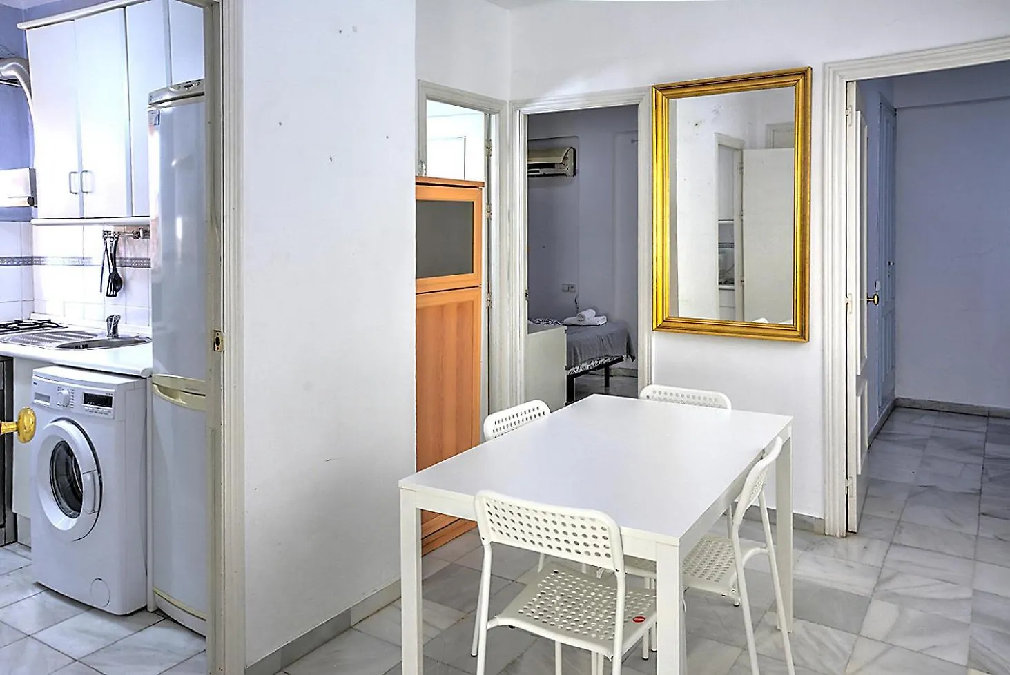 Los Remedios Deluxe Apartment Seville 0*,