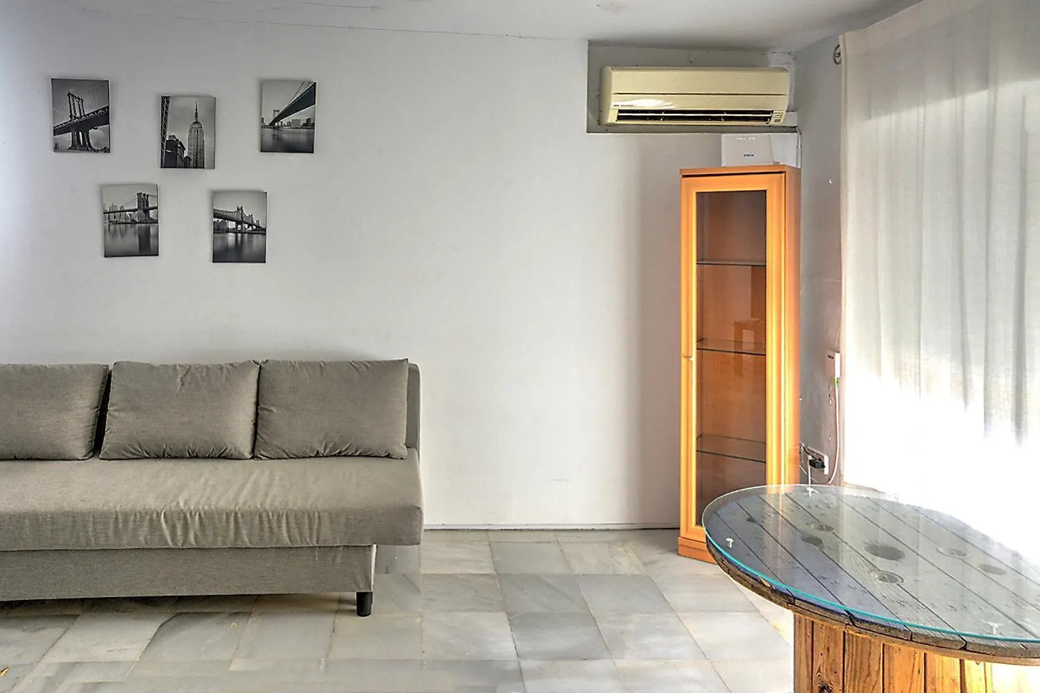 Los Remedios Deluxe Apartment Seville Spain