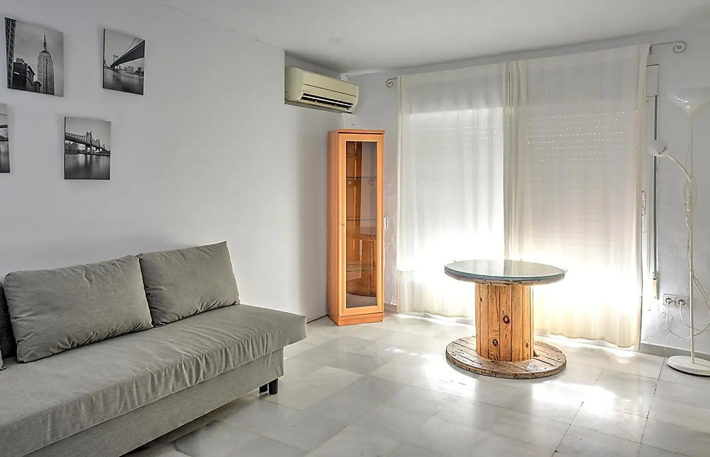 Los Remedios Deluxe Apartment Seville